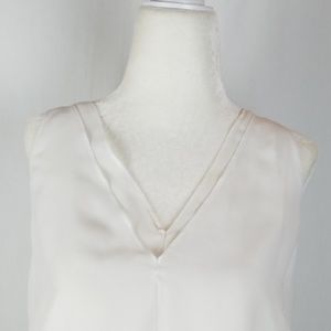 Banana Republic White V-Neck Blouse
